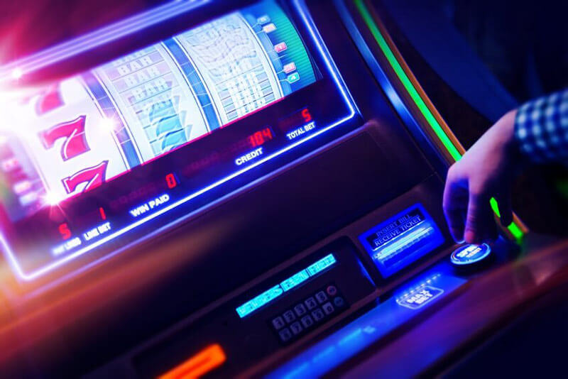 Spielautomat-vs.-Lotto